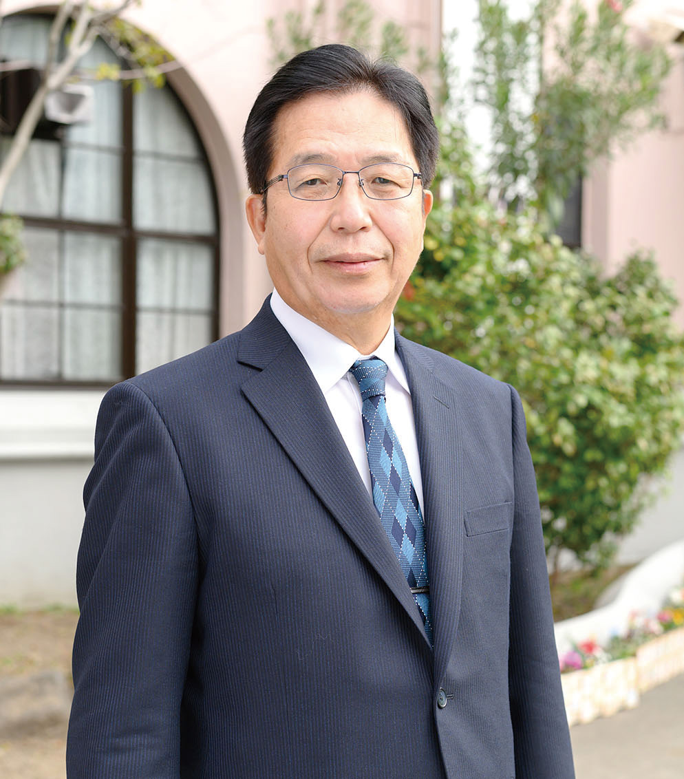 あべの翔学高等学校 校長 藤原 重雄